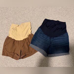 2 pair Bundle Maternity Shorts Size M/10